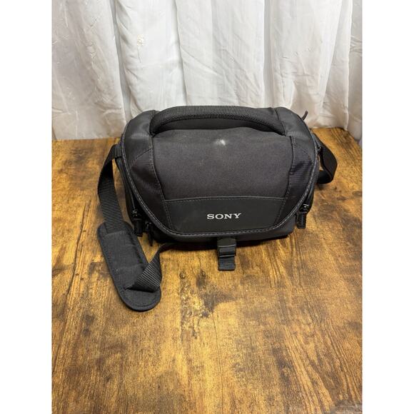 Sony LCS-U21 Protective Soft Carrying Case Cyber-Shot Alpha NEX Cameras Camcorde - Picture 1 of 10